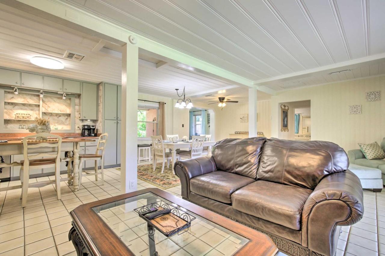 Rainbow River Oasis With Kayaks And Furnished Sunroom! Dunnellon Bagian luar foto