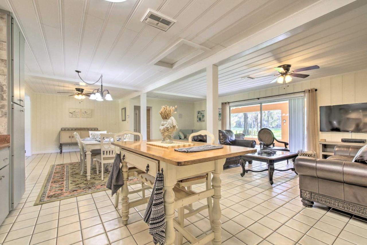 Rainbow River Oasis With Kayaks And Furnished Sunroom! Dunnellon Bagian luar foto