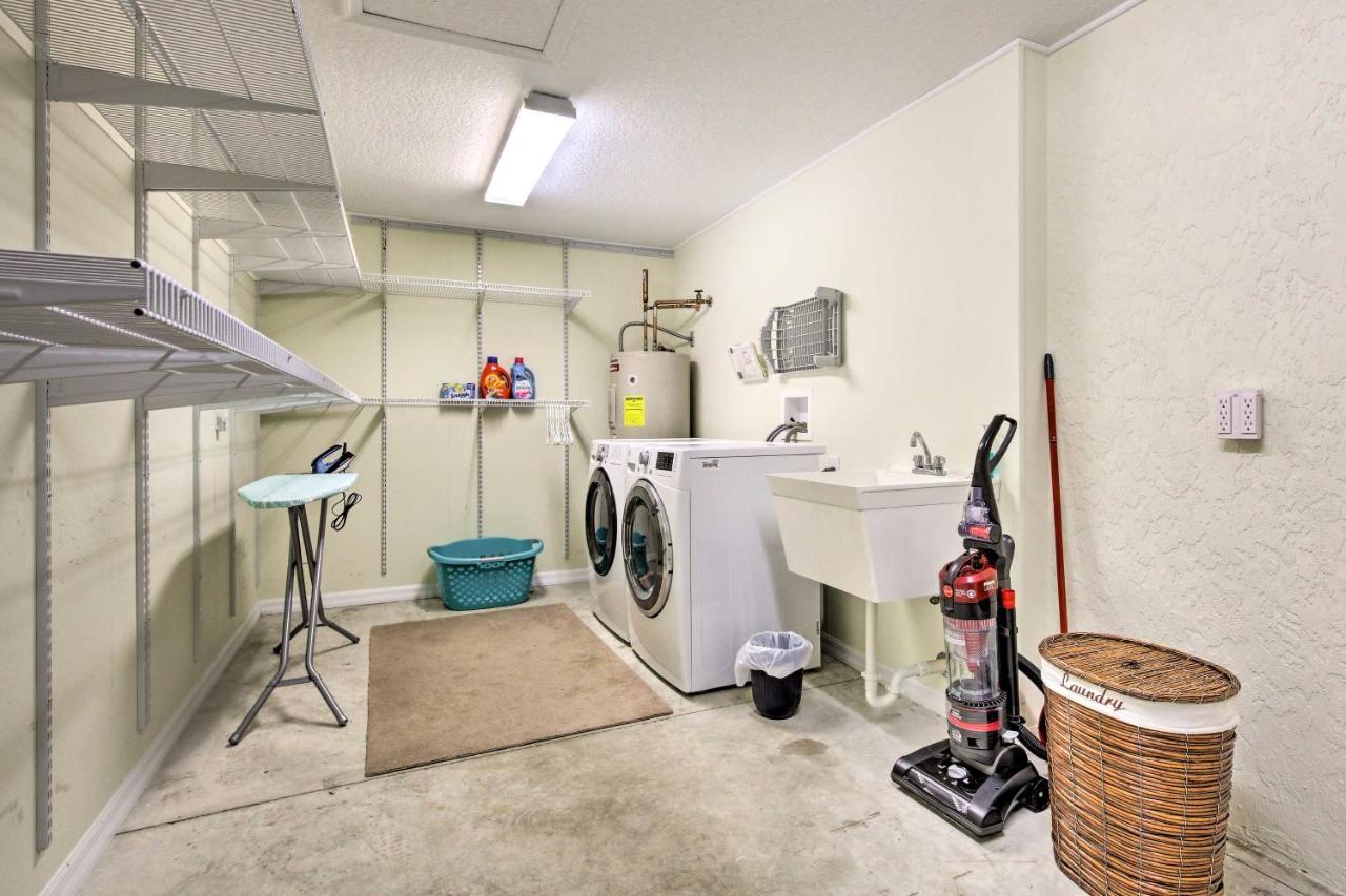 Rainbow River Oasis With Kayaks And Furnished Sunroom! Dunnellon Bagian luar foto